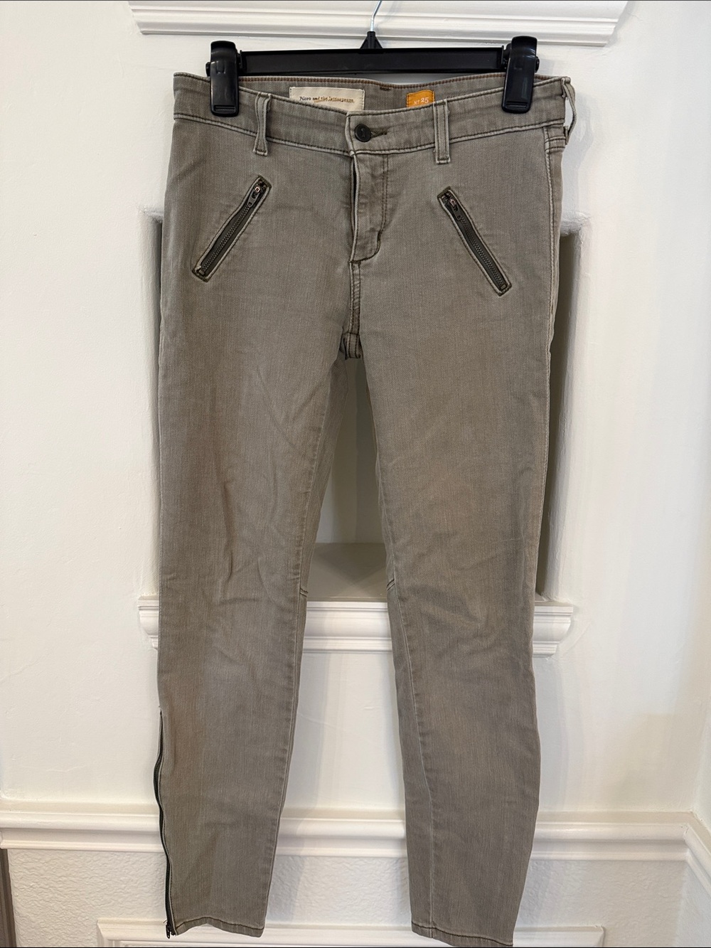 Pilcro Straight-Leg Jeans in Taupe with Zip Pockets